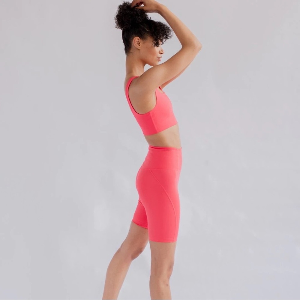 Girlfriend Collective Biker Shorts Geranium Pink Coral Size XS - Picture 2 of 8